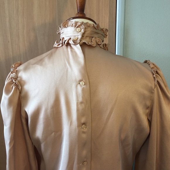 Vintage MJ Concepts blouse ruffle neck, sleeve pin tucked front button b… - Picture 4 of 9